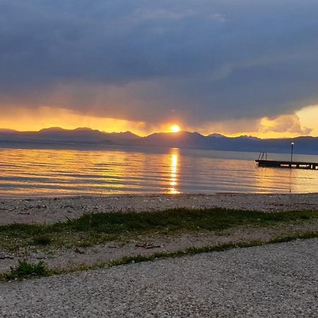 Verde & Lago Appartamento Vicino Al Lago Di Garda Calcinato Dış mekan fotoğraf