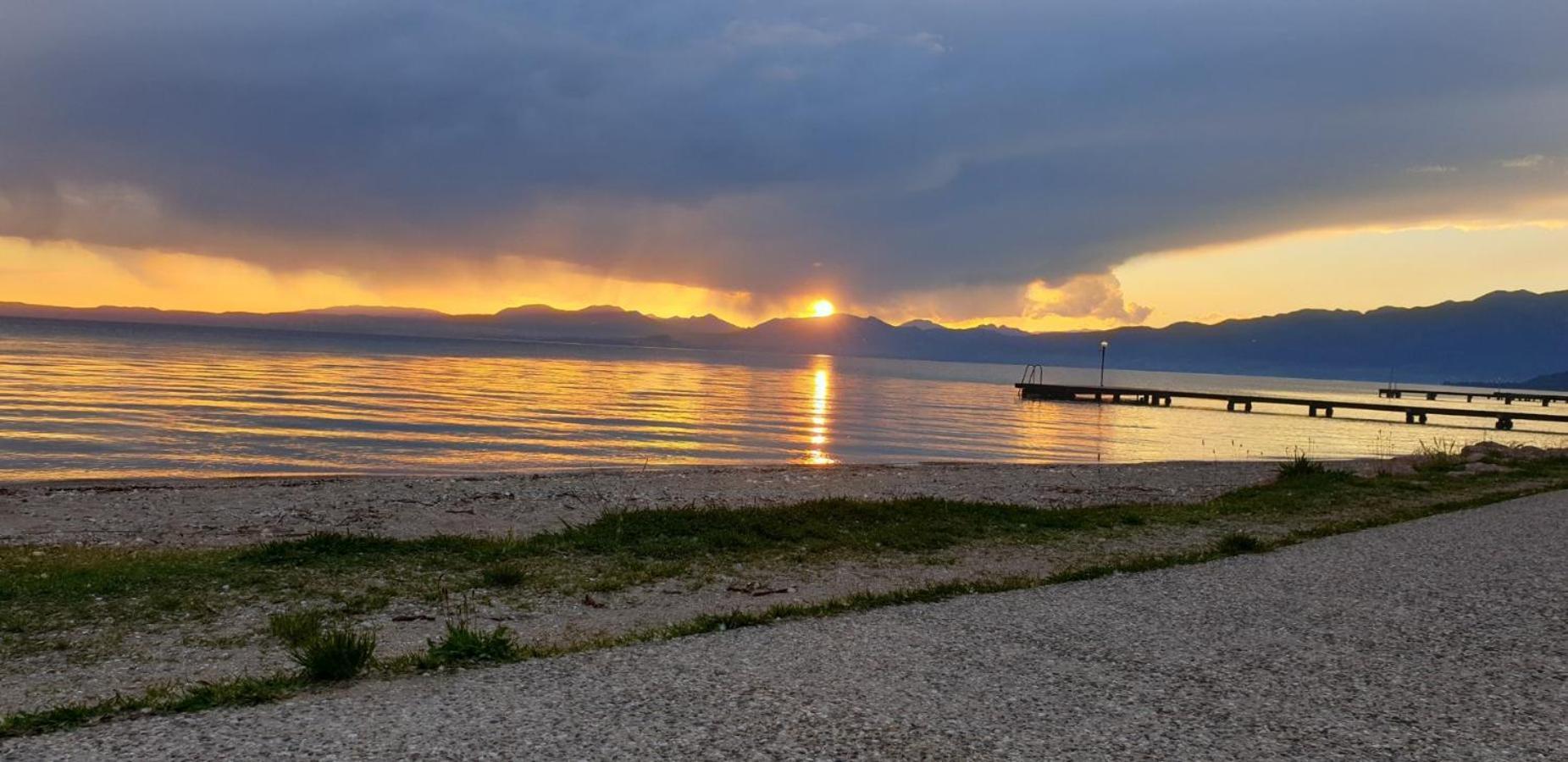 Verde & Lago Appartamento Vicino Al Lago Di Garda Calcinato Dış mekan fotoğraf